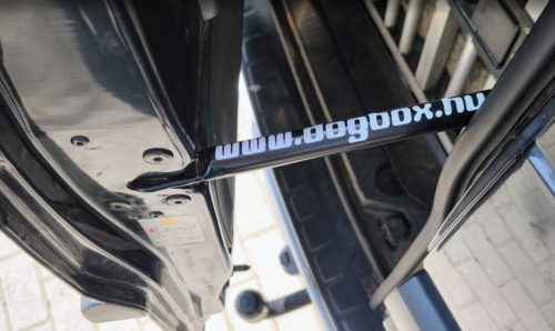 DOGBOX csomagtér ajtó kitámasztó